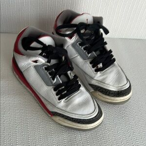 Nike Air Jordan 3‎ Retro "Fire Red" 2013 (GS).